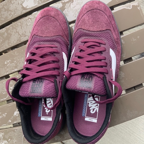 vans ave pro maroon